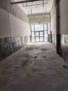 C11932位于昌吉市海棠小镇一期门口临街门面出租