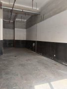 C11932位于昌吉市海棠小镇一期门口临街门面出租