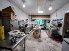 11938五家渠梧桐镇720平餐厅转让