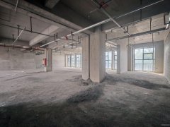 C11943呼图壁客运站301平旺铺出售