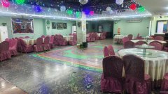 C11945位于阜康市中医院附近临街商业街店面出租