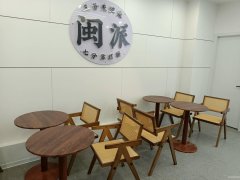 C11948位于昌吉市中山路天河婚恋广场内临街店面转让