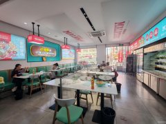 C11942米东区鸿翔电子城附近90平餐厅转让