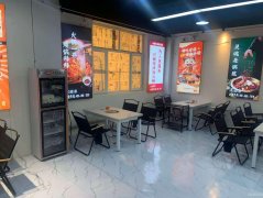 C11952位于五家渠102团晨光小区附近商业门面转让