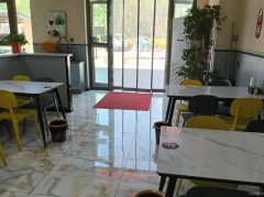 C11958位于呼图壁县吉祥花园小区附近临街抓饭店转让