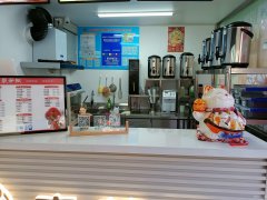 C11979位于昌吉市建国西路友好商圈经营中饮品店转让