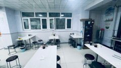 C11985位于乌市水磨沟区新民东街早餐店转让