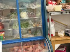 C11989位于和田市于田县先拜巴扎镇附近经营中牛肉面店转让