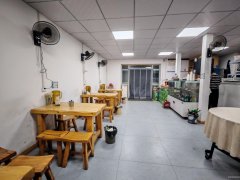 C11992碱泉子工业园80平餐厅转让