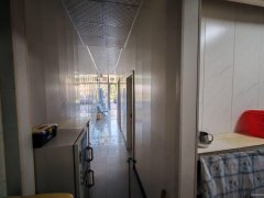 C12008呼图壁65平中医诊所转让