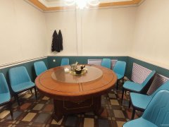 C12012公园北街沿街商铺经营中餐厅转让