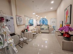 C12016万科中央公园1期60平烘焙店转让