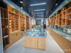 C12092阜康二中60平眼镜店转让