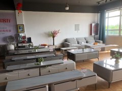 C12098旺铺转让 位于万得市场大门南侧主门面木林森店铺转