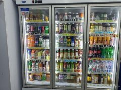 C12100位于昌吉市青年北路市一中附近临街店面空转