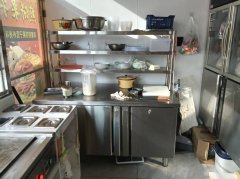 C12089位于建国路友好商圈快餐店低价急转