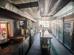 C12083鲤鱼山路天悦龙庭300平餐厅转让