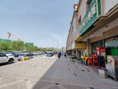 C12080紫祥园大门口68平餐厅转让