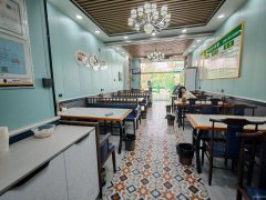 C12080紫祥园大门口68平餐厅转让