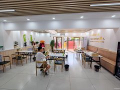 C12078米东花园85平餐厅转让