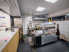 C12078米东花园85平餐厅转让