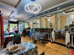 C12074天山区大巴扎好位置餐厅转让（民族特色）