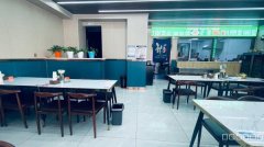 C12073位于乌市赛博特天和新城广场附近营业中餐厅转让