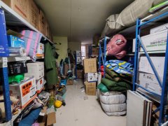 阜康城北市场100平五金百货店转让