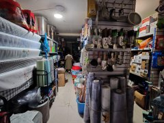 阜康城北市场100平五金百货店转让