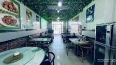 C12026位于五家渠102附近餐馆转让