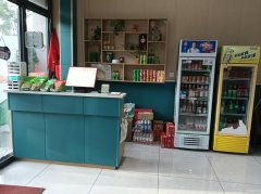 C12120位于呼图壁县上二工路临街餐饮店转让