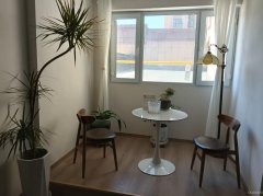 C12121位于昌吉市屯河路馨河湾东门临街店面转让