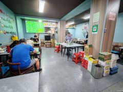 C12116和田二街网红街95平黄面店转让