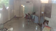 C12041出租昌吉市文化东路翡翠苑大门口临街优质商铺