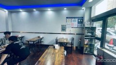 C12042位于乌市卫星路营业餐厅转让