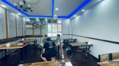 C12042位于乌市卫星路营业餐厅转让