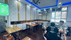 C12042位于乌市卫星路营业餐厅转让