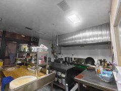 C12134位于五彩湾新城管委会附近临街餐饮店转让