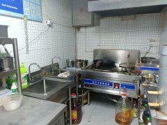 C12147位于昌吉市建国西路花碧玉夜市内快餐店转让