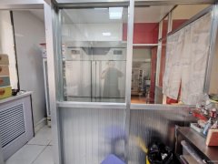 C12150阜康民族巷50平蛋糕店转让