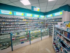 C12044米东区金坤新城花苑75平药店转让