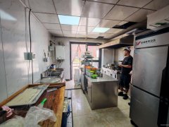 C12157天恒基汽配城90平餐厅转让