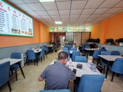 C12157天恒基汽配城90平餐厅转让