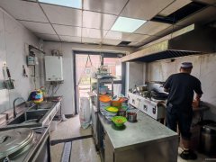 C12157天恒基汽配城90平餐厅转让