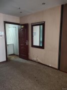 C12158阜康客运站对面287平旺铺出租