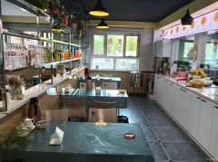 C12055位于绿洲路州四中附近临街餐饮店转让