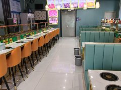 C12164位于五家渠102团八一路临街餐饮店转让