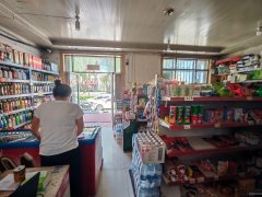 C12067呼图壁呼芳路口75平商店转让