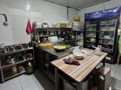 C12167木材厂商圈经营中餐厅转让