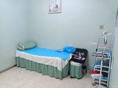 C12173位于昌吉市亚中商城附近美甲店转让